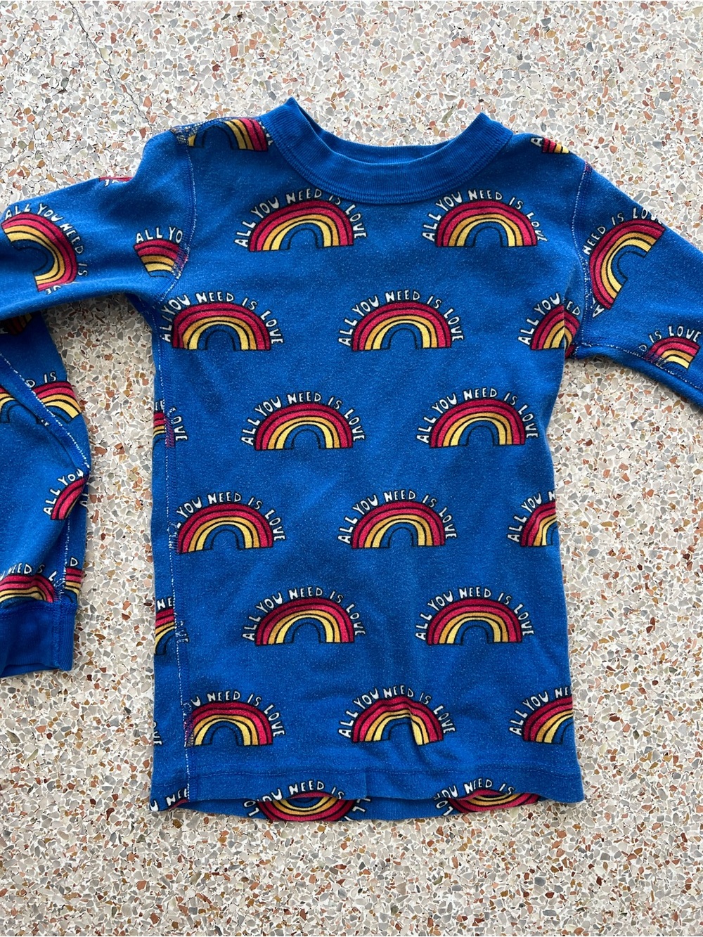 Htf Hanna Andersson pajama top Rainbow Print all you need is love